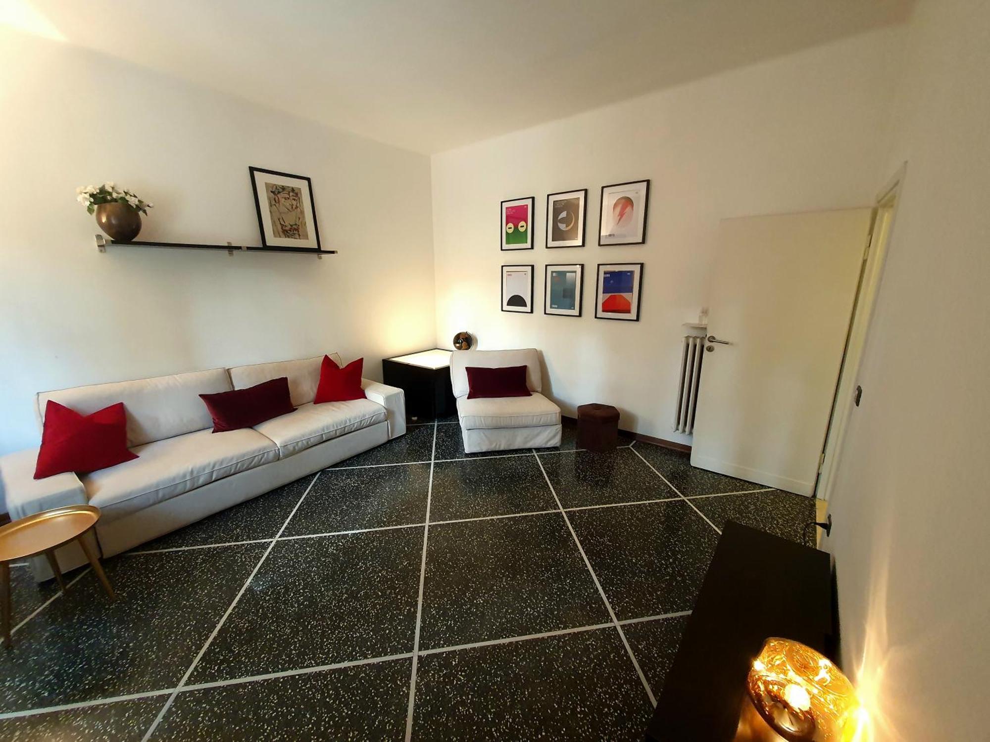Spacious Three-Room Apartment In Saragozza Болонья Екстер'єр фото